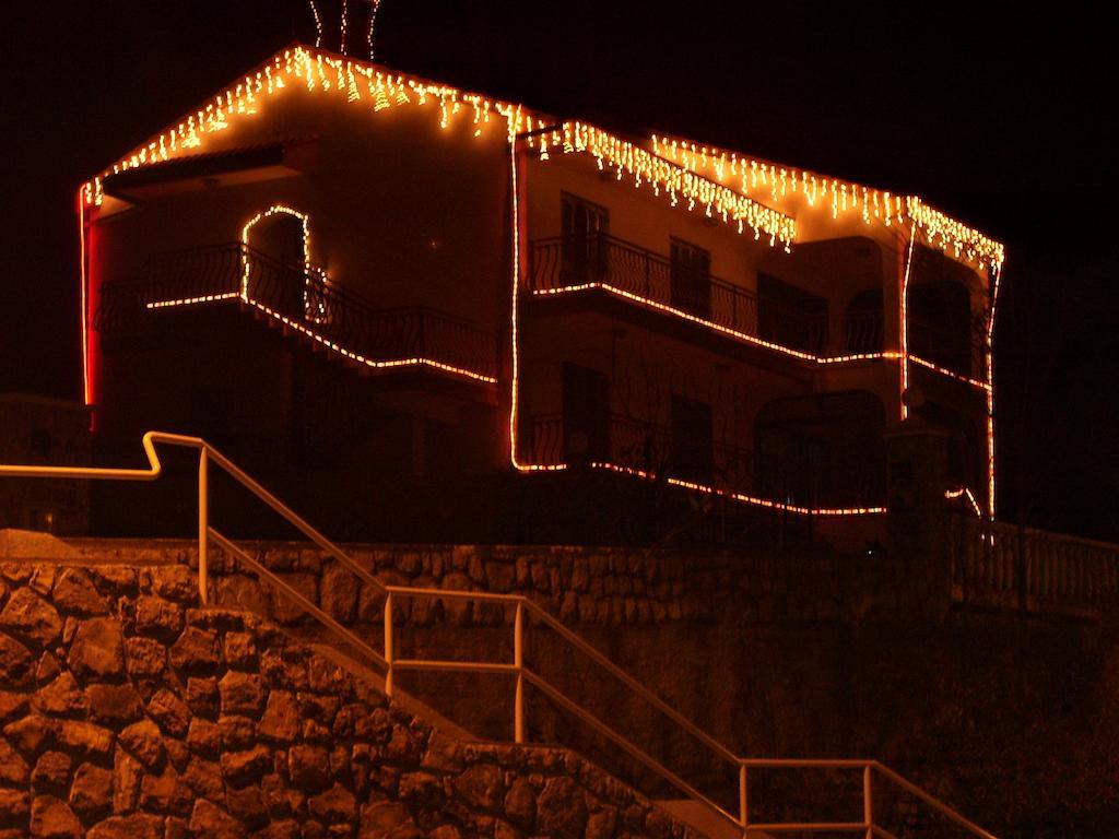 Apartments Villa Luciana リエカ エクステリア 写真